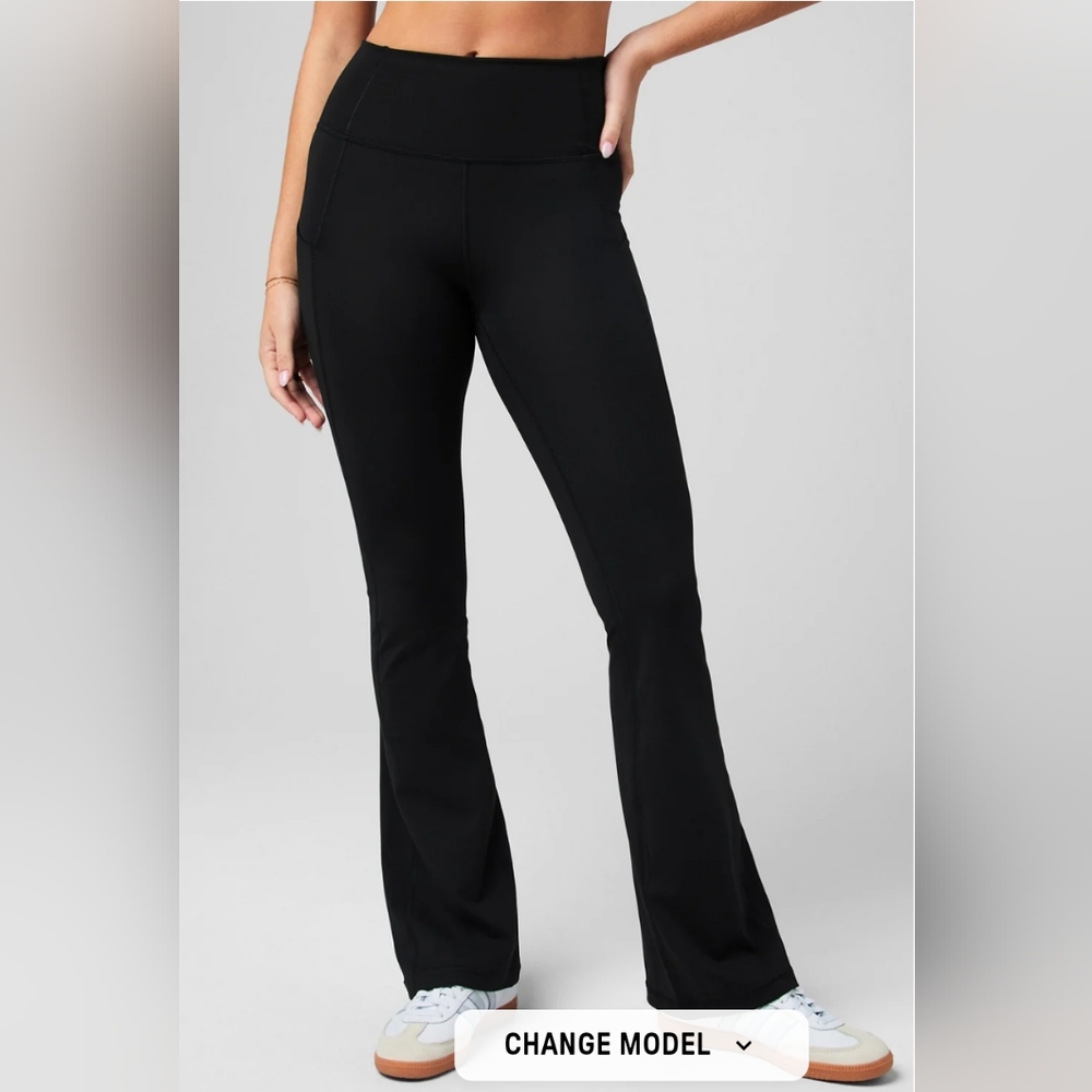 NWT Fabletics Large Oasis PureLuxe High-Waisted Pocketed Kick Flare Black